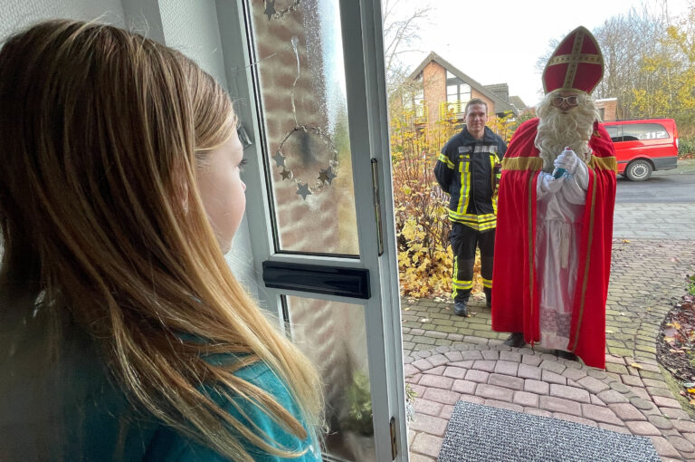 Freiwillige Feuerwehr der Stadt Goch: Der Nikolaus macht Hausbesuche