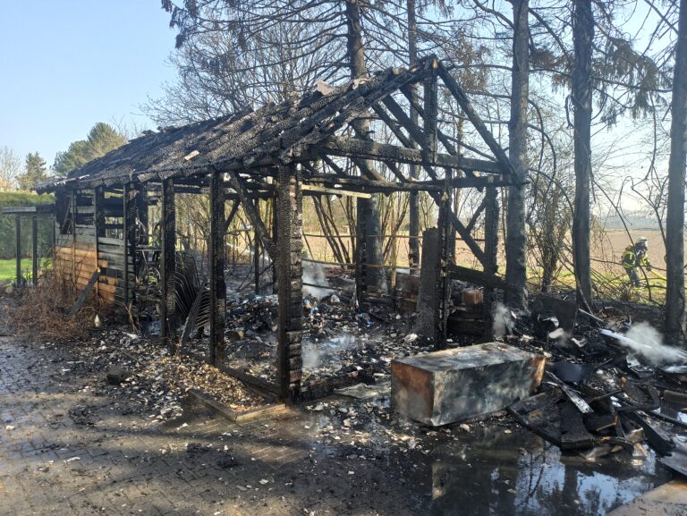 Qualburg: Brand eines Kleingebäudes an einer Senioreneinrichtung