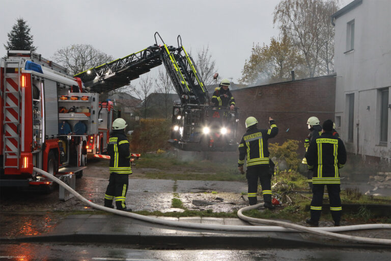 Realitätsnahe Einsatzübung: Feuerwehr Goch probte den Ernstfall