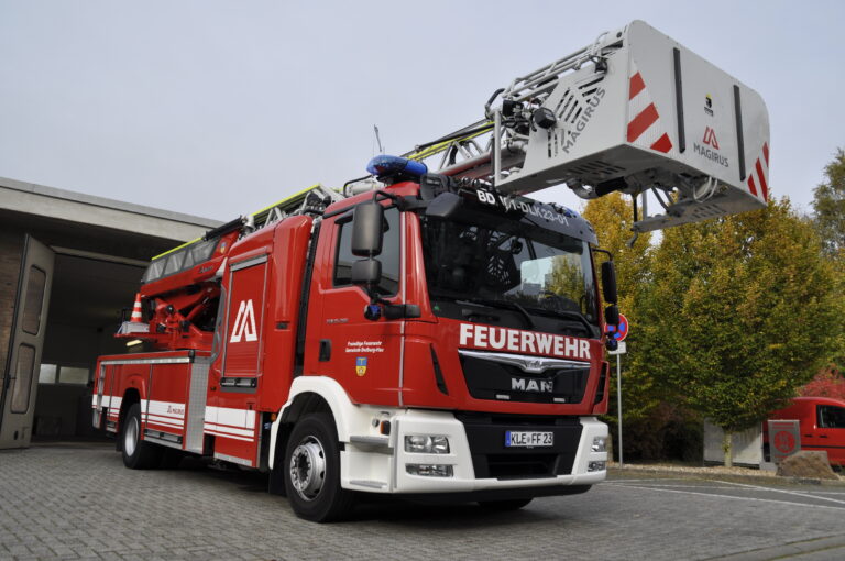 Arbeitsreicher Samstag: Einsätze für die Freiwillige Feuerwehr Bedburg-Hau