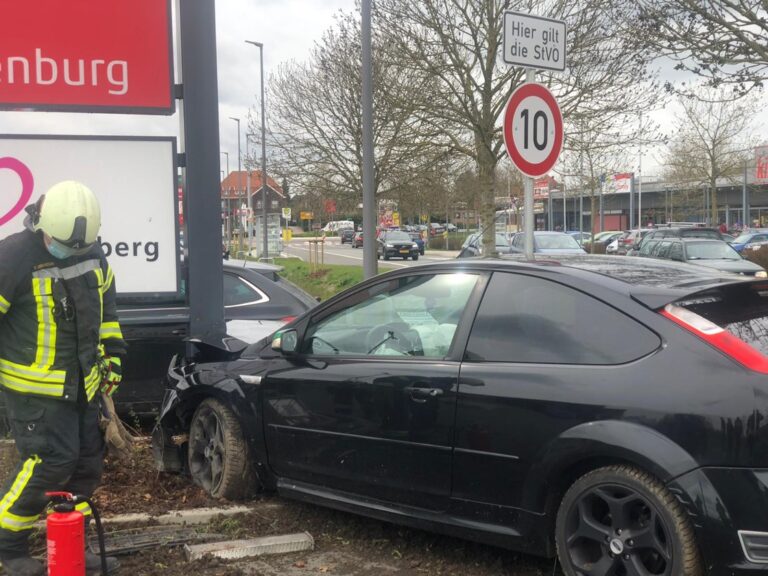 Kranenburg: Verkehrsunfall am Weidepark