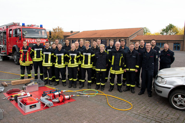 Feuerwehr Goch: 160stündige Grundausbildung beendet