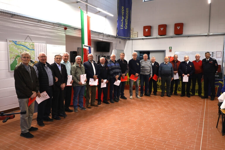 70 Jahre bei der Feuerwehr – Treffen der Ehrenabteilungen der Feuerwehr Kleve